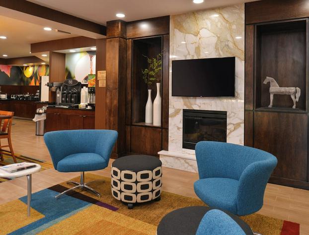 Fairfield Inn & Suites by Marriott Louisville North hotel detail image 4