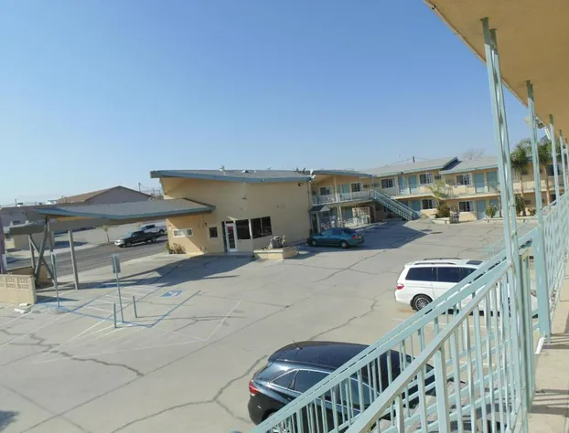 Western Inn & Suites hotel detail image 2