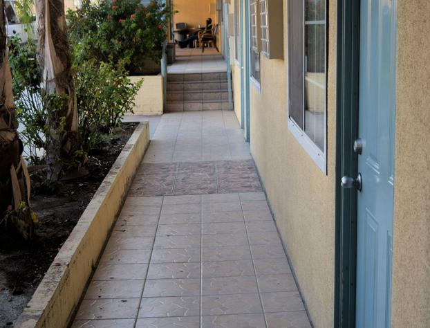Western Inn & Suites hotel detail image 4