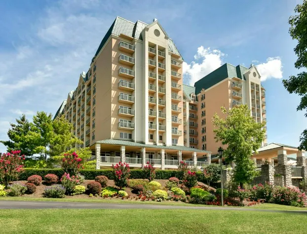 Chateau On The Lake Resort Spa and Convention Center hotel detail image 4