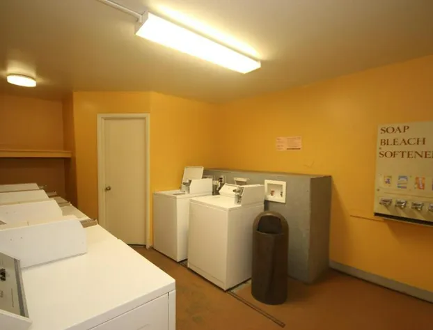 Royal Inn Charlotte Airport Hotel hotel detail image 1