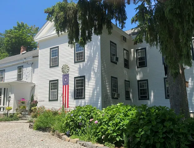 Riverwind Inn Bed & Breakfast hotel detail image 1