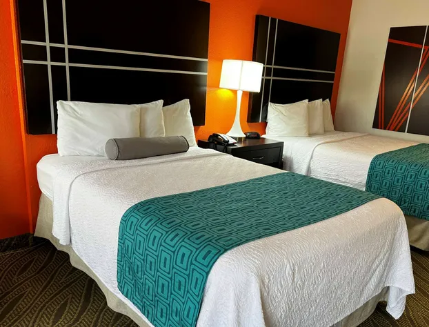 Howard Johnson by Wyndham Houston Heights/Downtown hotel detail image 2