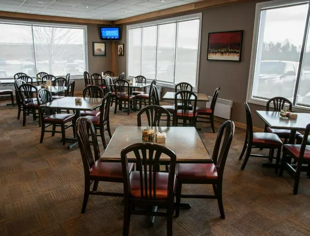 Deer Lake Motel hotel detail image 2