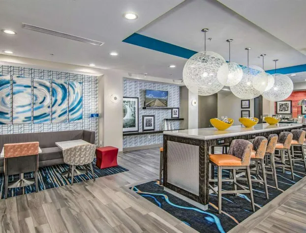 Hampton Inn Houston NASA-Johnson Space Center hotel detail image 4