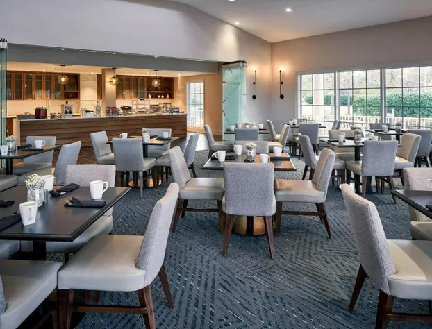 Delta Hotels by Marriott Norfolk Airport hotel detail image 3