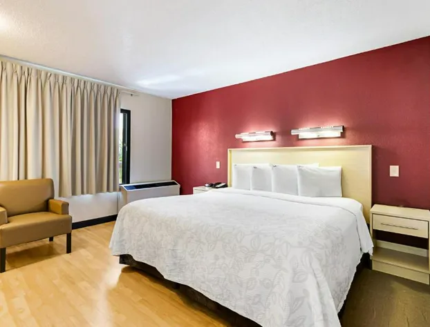 Red Roof Inn PLUS+ West Palm Beach hotel detail image 4