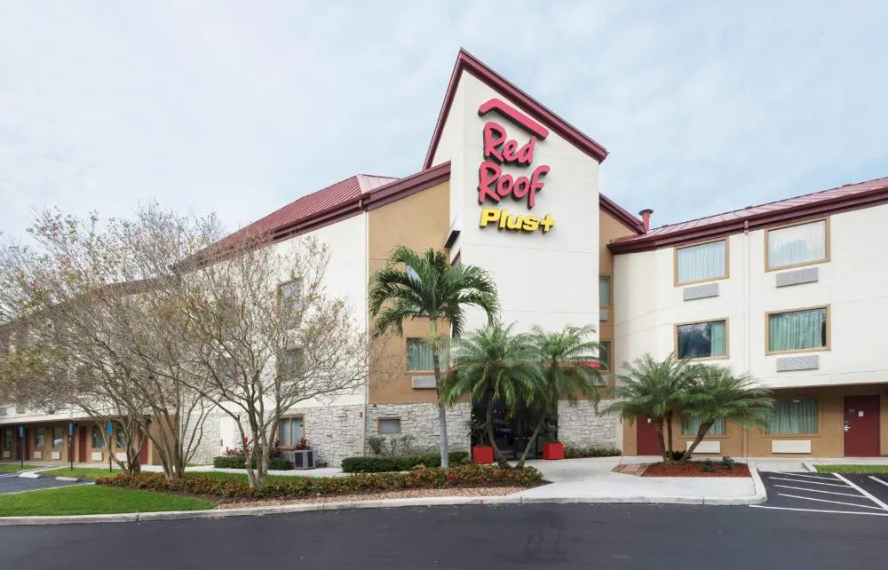 Red Roof Inn PLUS+ West Palm Beach hotel hero
