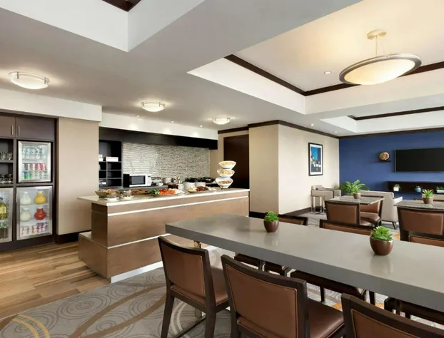 Hilton Baltimore BWI Airport hotel detail image 2