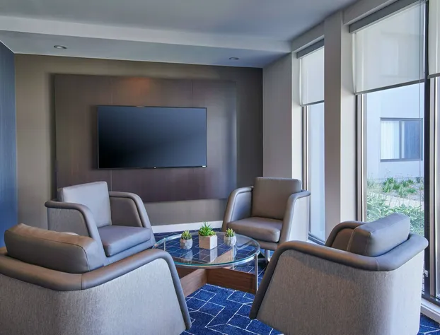 Courtyard by Marriott Chicago Highland Park/Northbrook hotel detail image 2