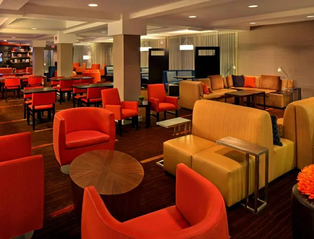 Courtyard by Marriott Hartford Cromwell hotel detail image 4