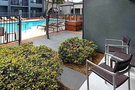 Courtyard by Marriott Tallahassee Downtown/Capitol hotel detail image 1