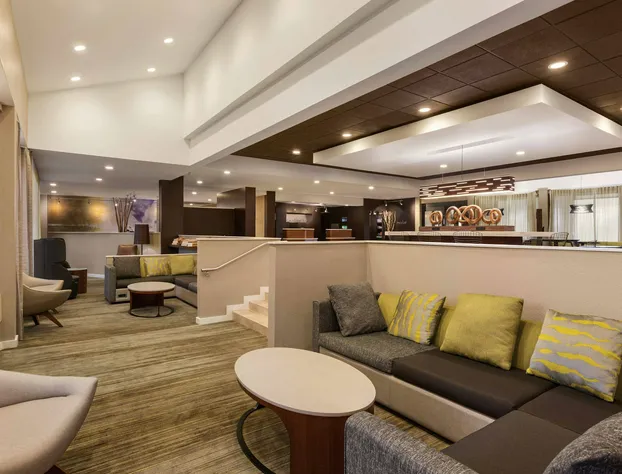 Courtyard by Marriott Fort Myers Cape Coral hotel detail image 4