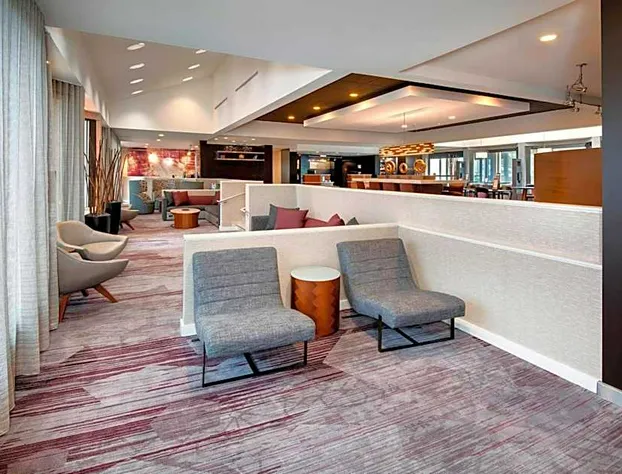 Courtyard by Marriott Savannah Midtown hotel detail image 2