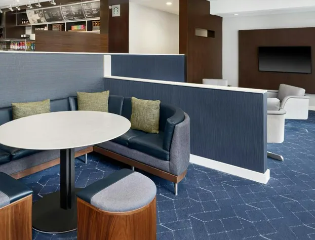 Courtyard by Marriott Huntsville University Drive hotel detail image 1