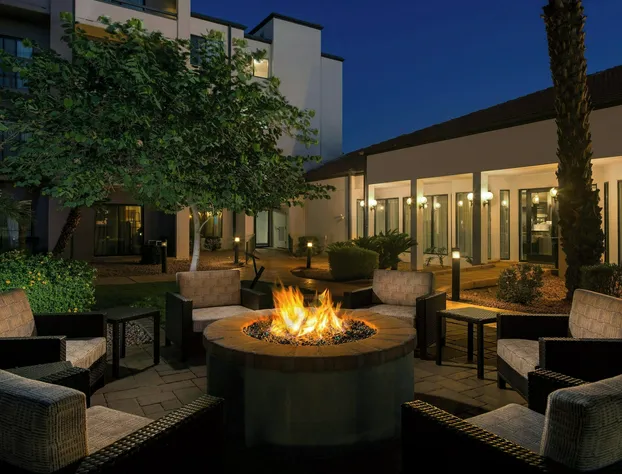Courtyard by Marriott Phoenix Airport hotel detail image 2