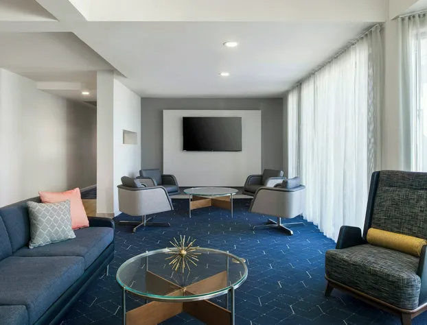 Courtyard by Marriott Phoenix Airport hotel detail image 4