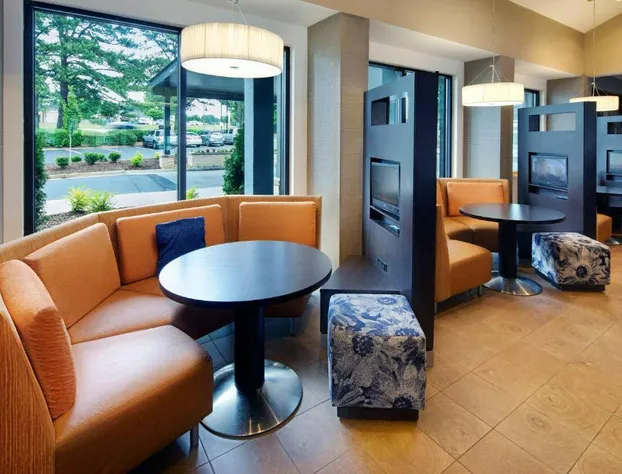 Courtyard Atlanta Norcross / Peachtree Corners hotel detail image 4