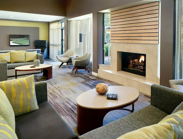 Courtyard by Marriott Macon hotel detail image 3