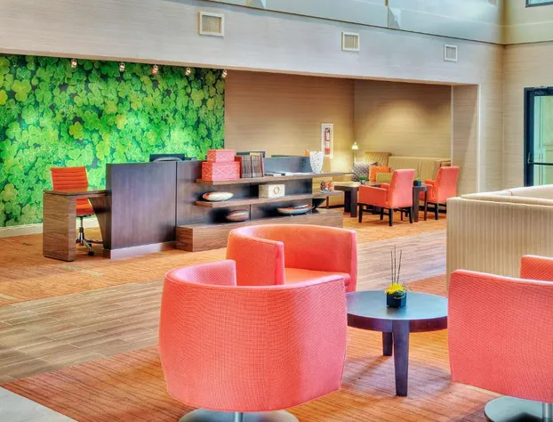 Courtyard by Marriott Erie hotel detail image 2