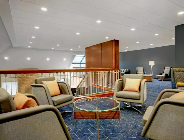 Courtyard Chicago Elmhurst/Oakbrook Area hotel detail image 4