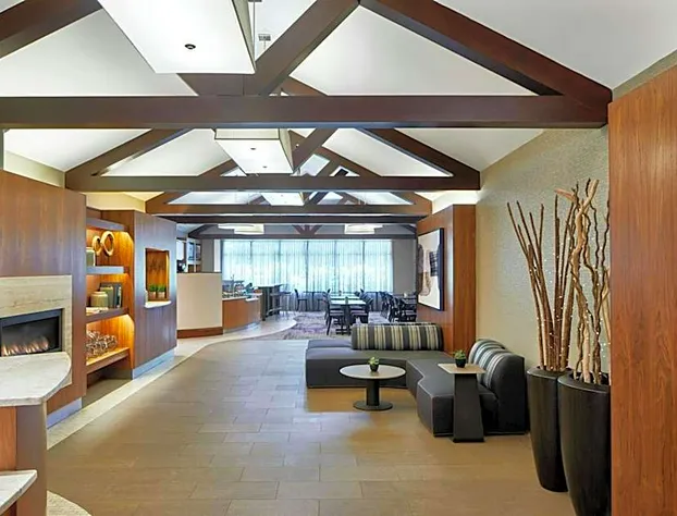 Courtyard by Marriott Rochester East/Penfield hotel detail image 1