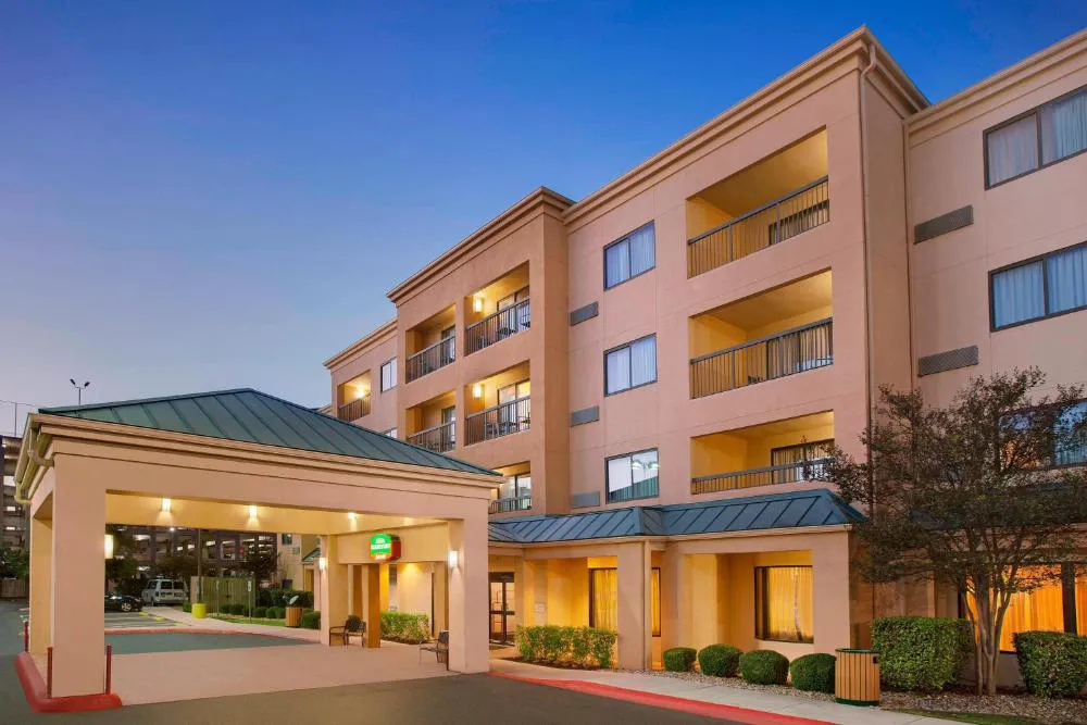 Courtyard by Marriott San Antonio Airport/North Star Mall hotel hero