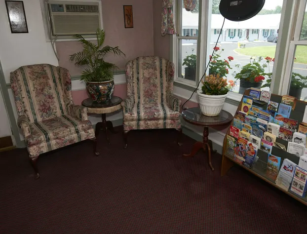 Knights Inn Centerville Cape Cod Area hotel detail image 3