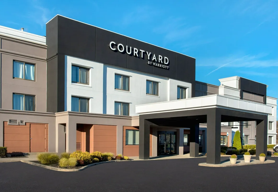 Courtyard by Marriott Newburgh Stewart Airport hotel hero