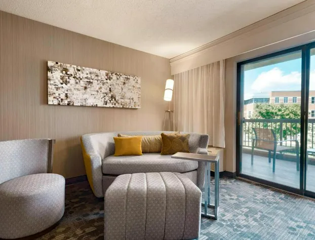 Courtyard by Marriott Akron Fairlawn hotel detail image 4