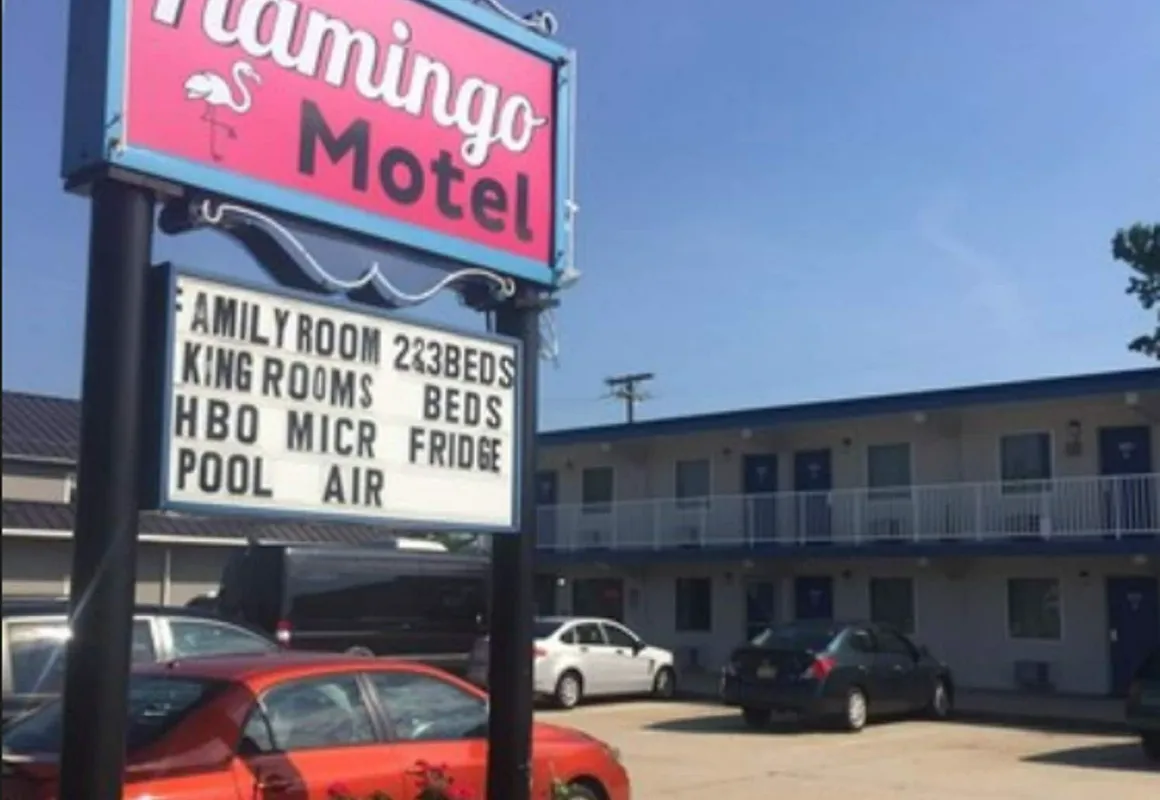 Flamingo Motel hotel hero