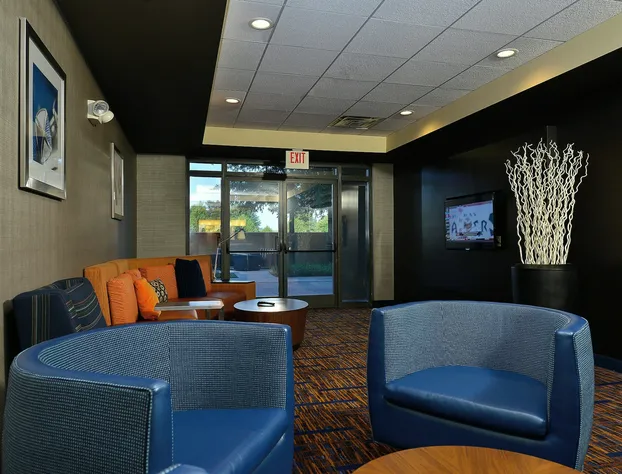 Courtyard By Marriott Bentonville hotel detail image 3