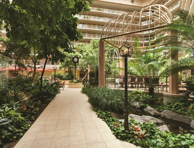 Embassy Suites Hotel Birmingham hotel detail image 2