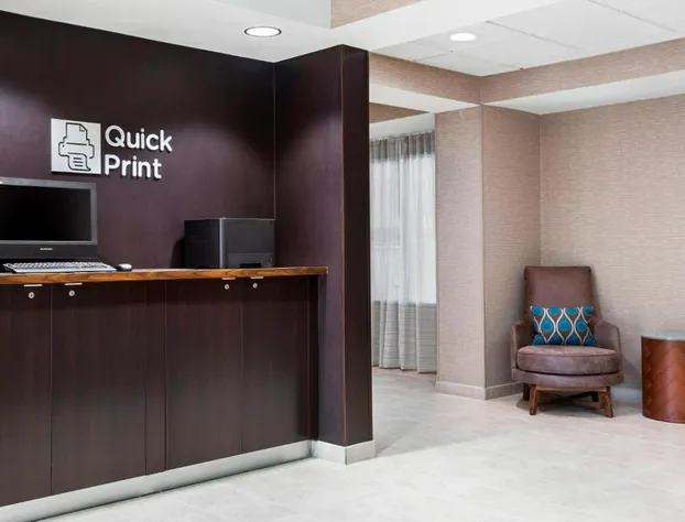 Courtyard Bowling Green Convention Center hotel detail image 4