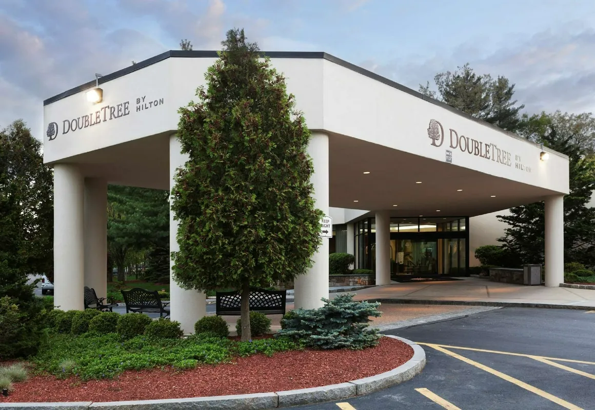 DoubleTree by Hilton Hotel Boston - Bedford Glen hotel hero