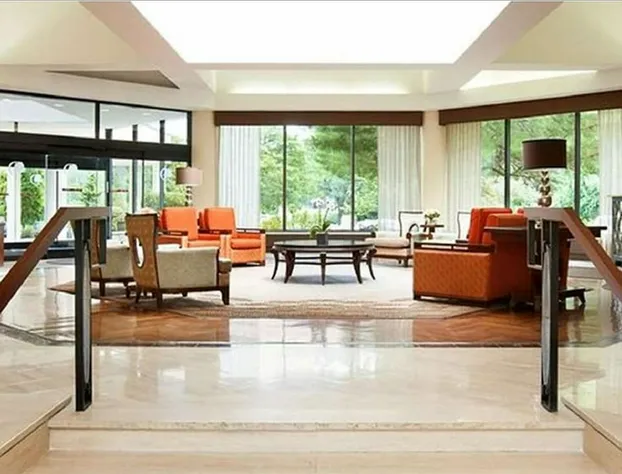 DoubleTree by Hilton Hotel Boston - Bedford Glen hotel detail image 1