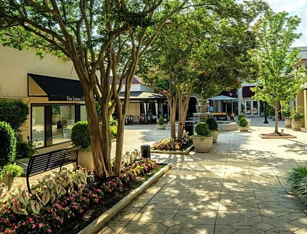 DoubleTree Suites by Hilton Charlotte - SouthPark hotel detail image 4