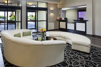 DoubleTree by Hilton Springdale hotel detail image 2