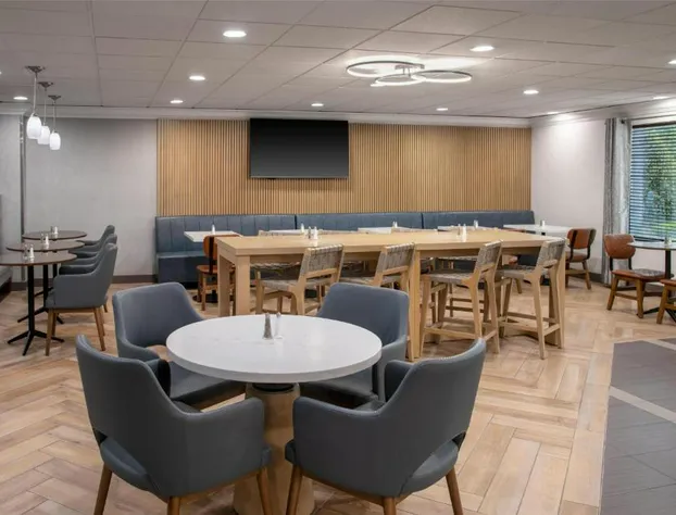 DoubleTree by Hilton Springdale hotel detail image 4