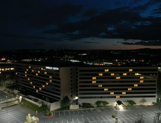 Embassy Suites by Hilton Portland Tigard hotel detail image 3