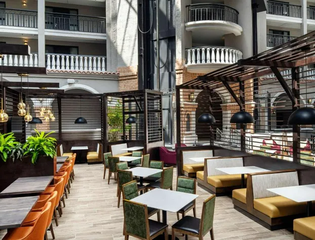 Embassy Suites by Hilton Orlando North hotel detail image 4