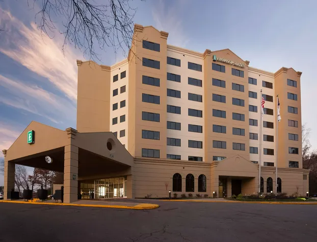 Embassy Suites by Hilton Raleigh Crabtree hotel detail image 3