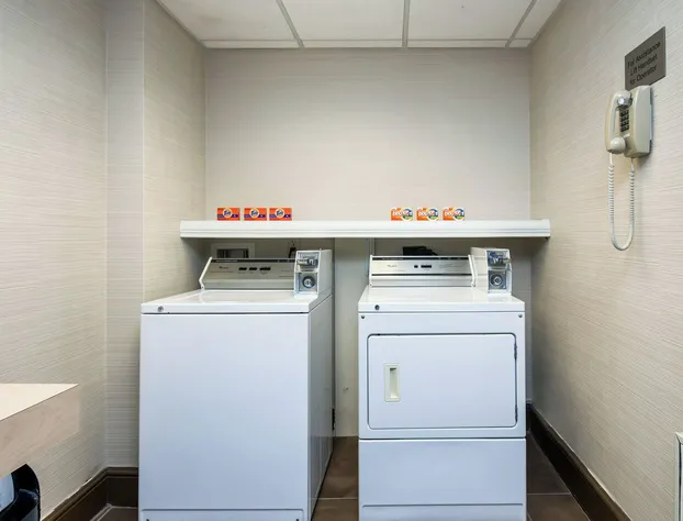 Fairfield Inn & Suites Jacksonville Airport hotel detail image 4