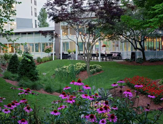 Embassy Suites by Hilton Boston Marlborough hotel detail image 2