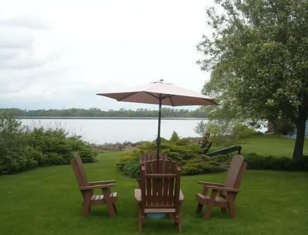 Hotel Oasis Lac StLouis hotel detail image 2