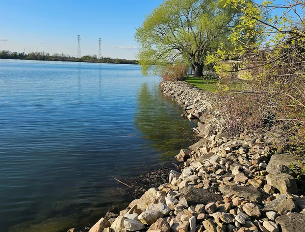 Hotel Oasis Lac StLouis hotel detail image 3