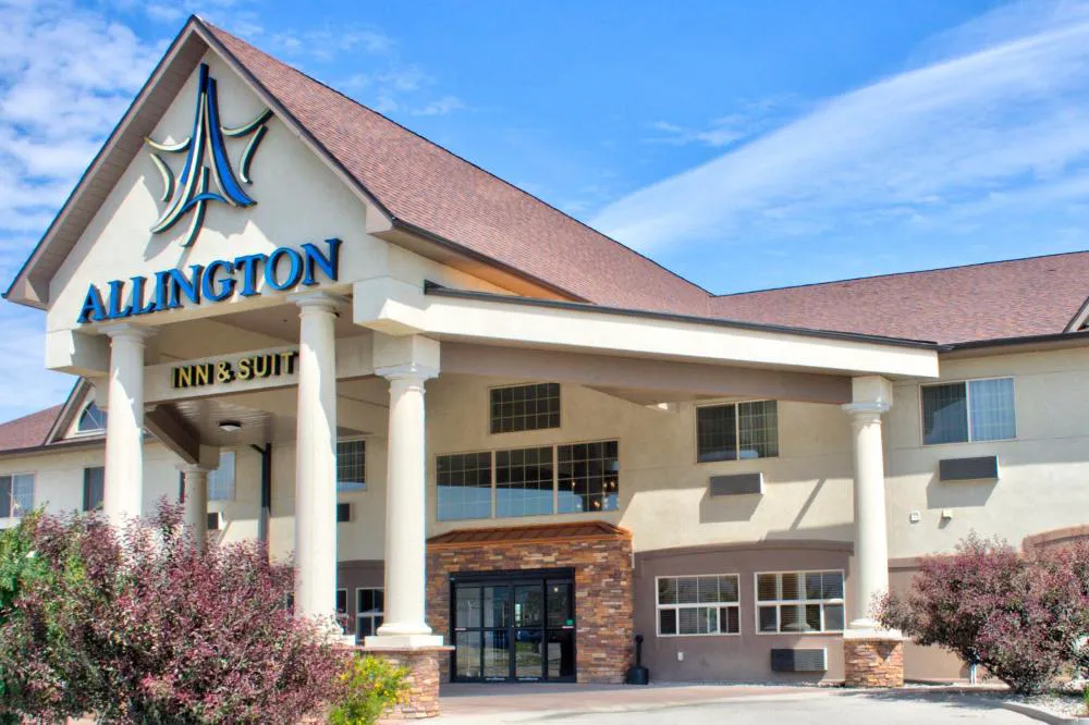 Allington Inn & Suites hotel hero