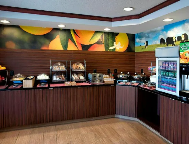 Fairfield Inn and Suites By Marriott Merrillville hotel detail image 3