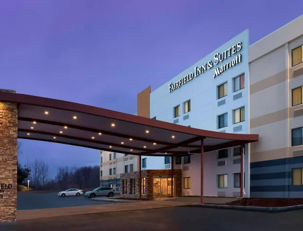 Fairfield Inn & Suites Albany East Greenbush hotel detail image 1