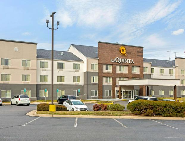 La Quinta Inn & Suites by Wyndham Manassas Battlefield hotel detail image 2